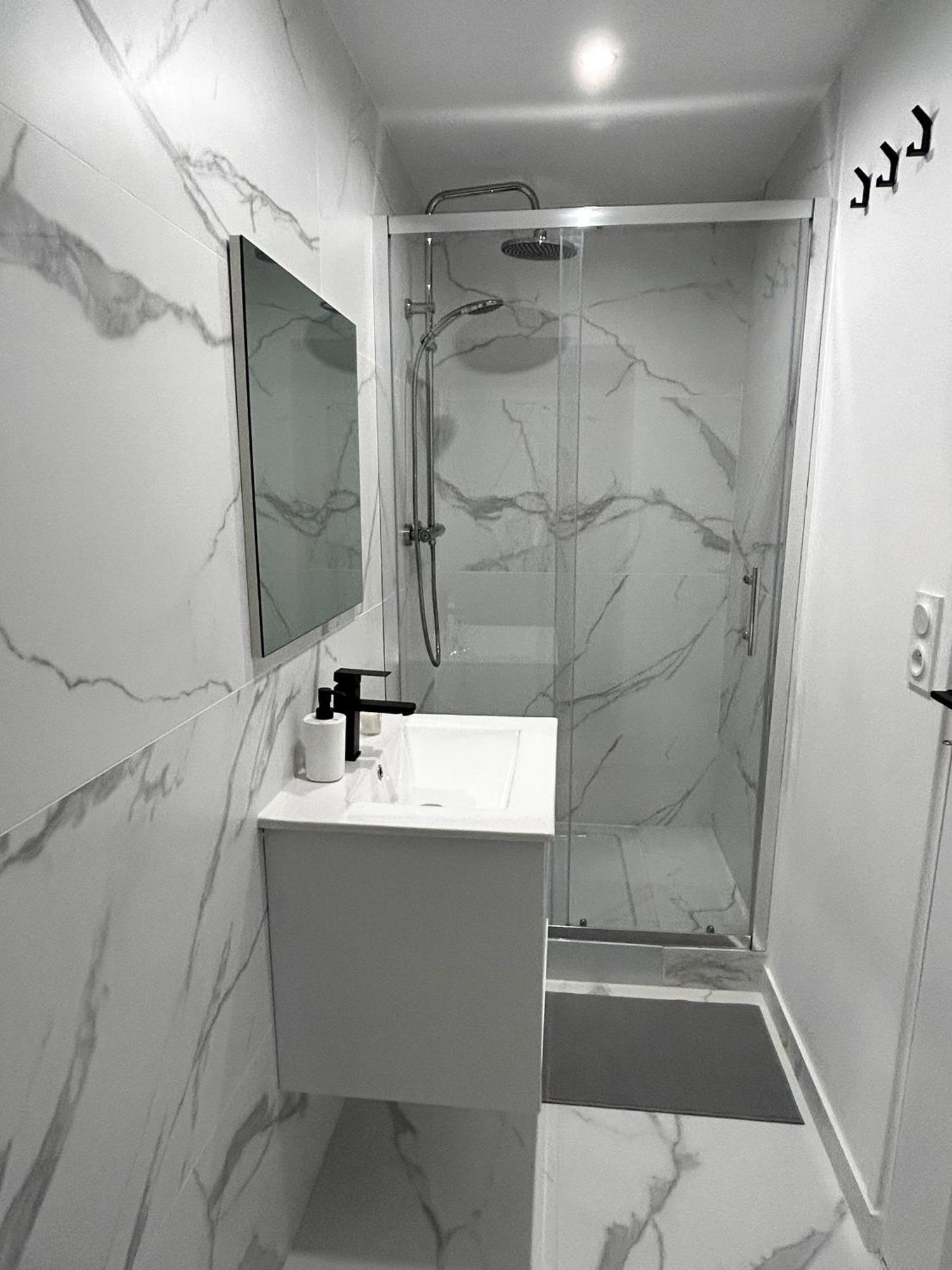Charmant 3 Pieces Renove Au Coeur Du Vieil Антіб Екстер'єр фото