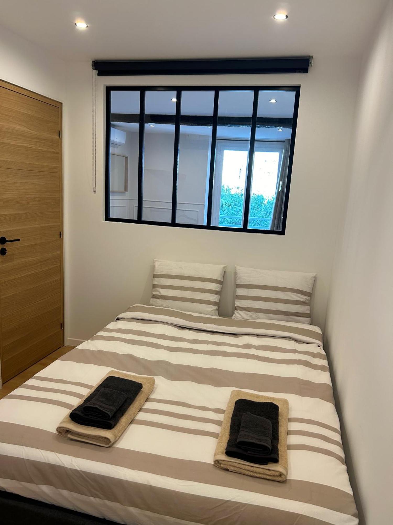 Charmant 3 Pieces Renove Au Coeur Du Vieil Антіб Екстер'єр фото